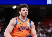 三亿体育体育在线登录-匈牙利队不甘示弱，闯荡险境的简单介绍