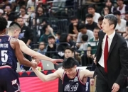 三亿体育体育教练-广州男篮客场击败青岛，取得胜利