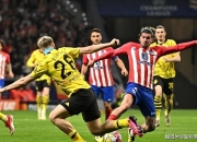 三亿体育体育网站-汉堡球员因伤缺阵，对球队进攻产生影响