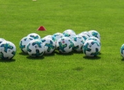 德甲排名前列球队竞争激烈，胜负难料，德甲球队底蕴排名