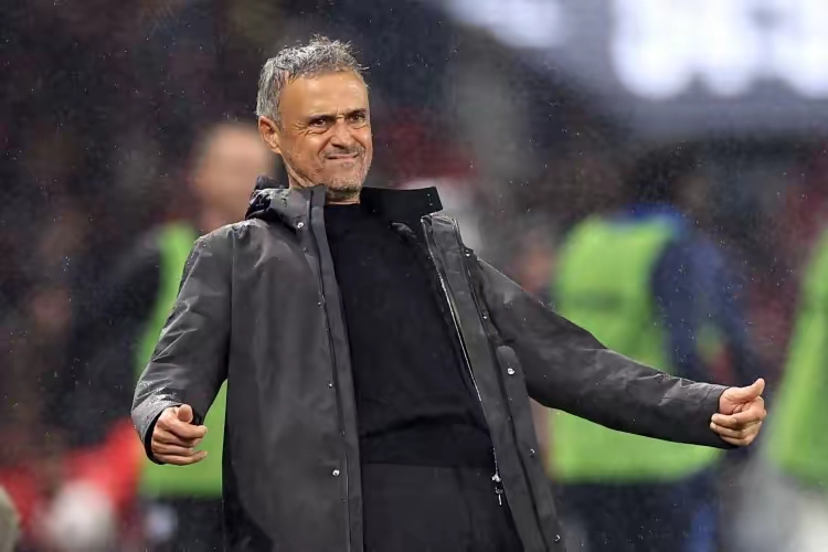 里尔击败对手，升至积分榜前列