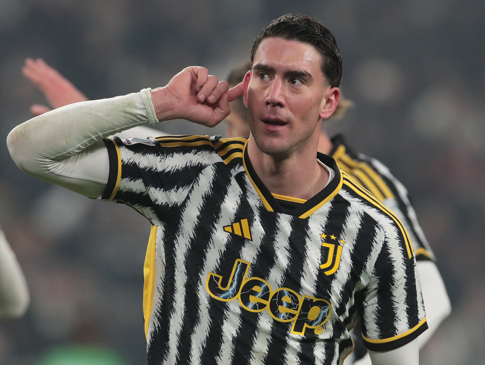 包含萨索洛取得胜利,继续保持不败的词条 包含萨索洛取得胜利,继续保持不败的词条