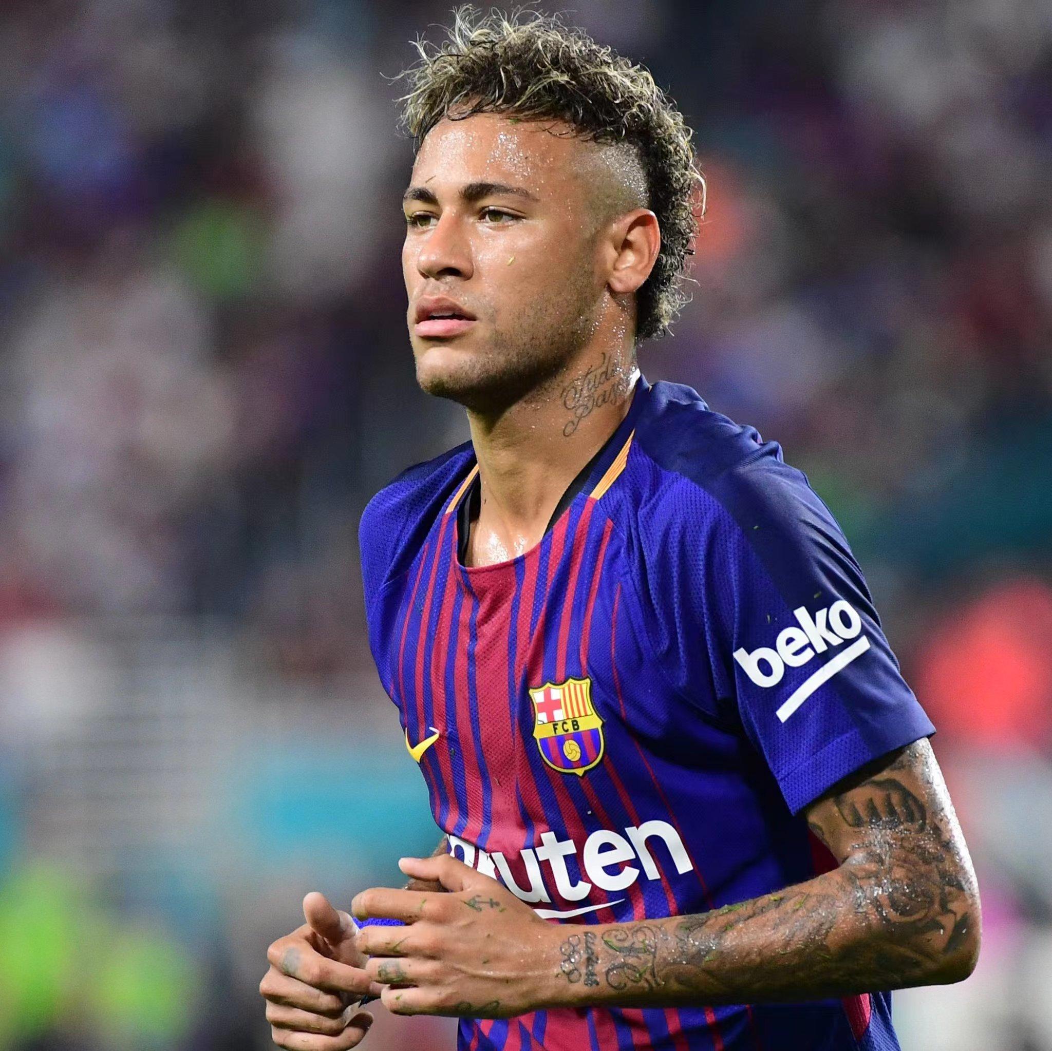 包含巴黎圣日耳曼无缘决赛，内马尔哭泣离场的词条