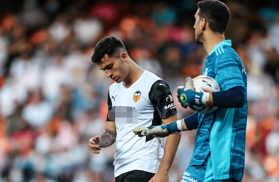 华伦西亚客场取胜,乘胜追击争夺目标 华伦西亚客场取胜,乘胜追击争夺目标