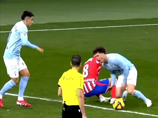 皇马客场失利,小组榜首地位动摇的简单介绍 皇马客场失利,小组榜首地位动摇的简单介绍