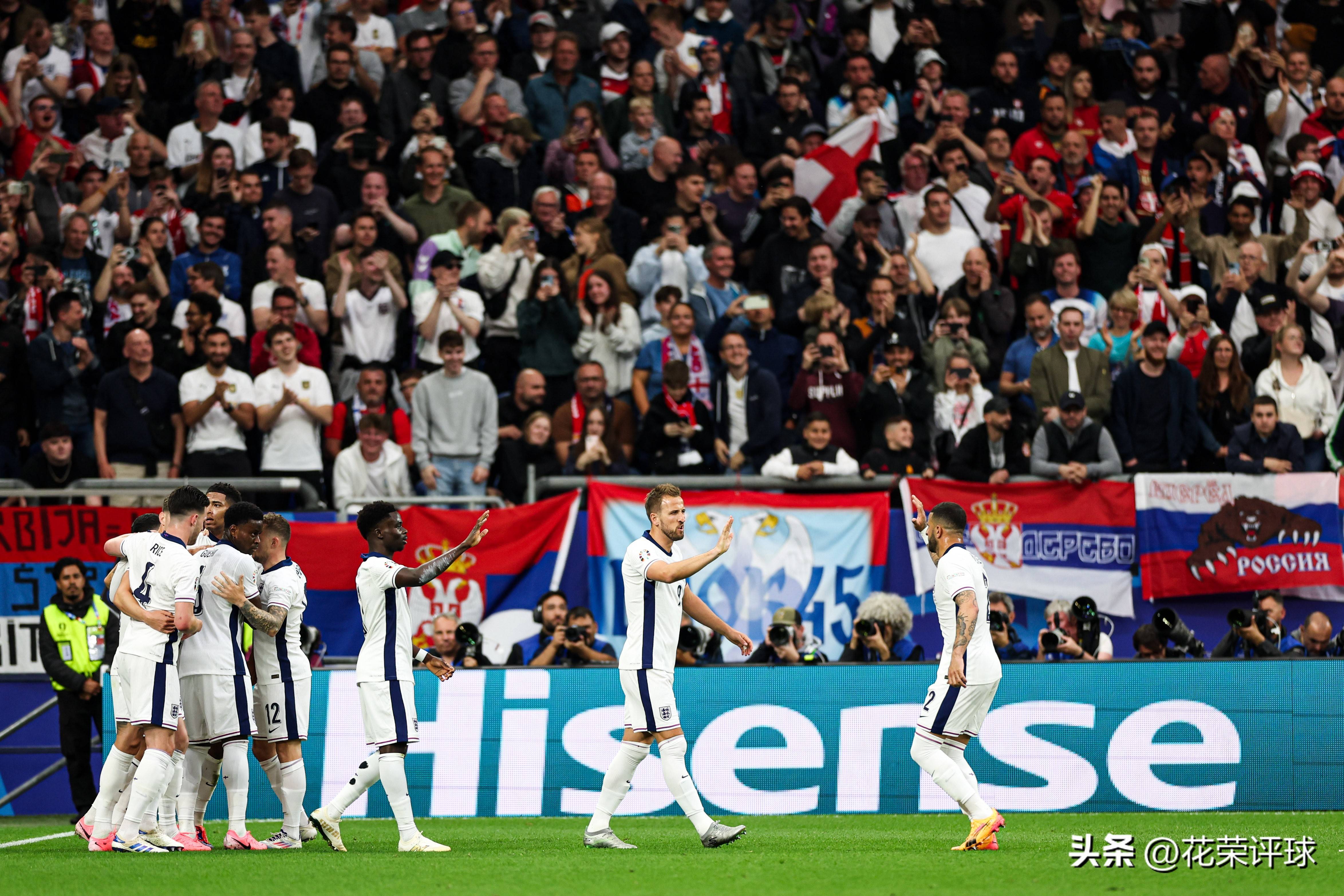 精彩对决频频上演，欧洲联赛竞争激烈非凡的简单介绍