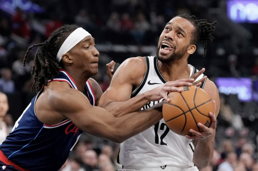 快船惨败于篮网,欧文砍下全队最高得分 快船惨败于篮网,欧文砍下全队最高得分