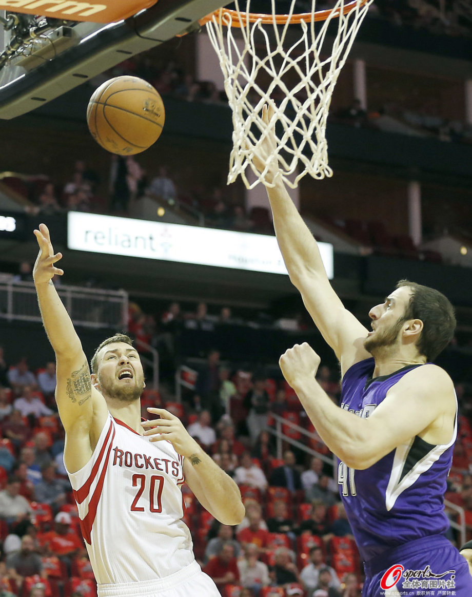 国王队抢七激战,不敌对手惜败出局 国王队抢七激战,不敌对手惜败出局