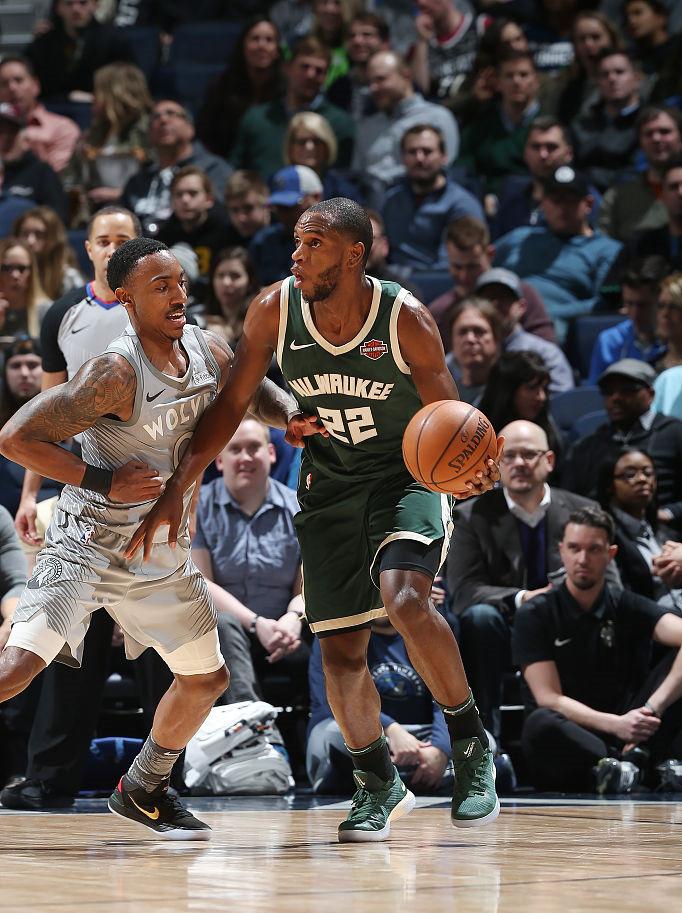 雄鹿再战森林狼，保持连胜