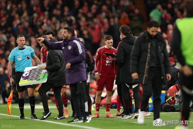 利物浦攻防失衡,联赛前景堪忧 利物浦攻防失衡,联赛前景堪忧