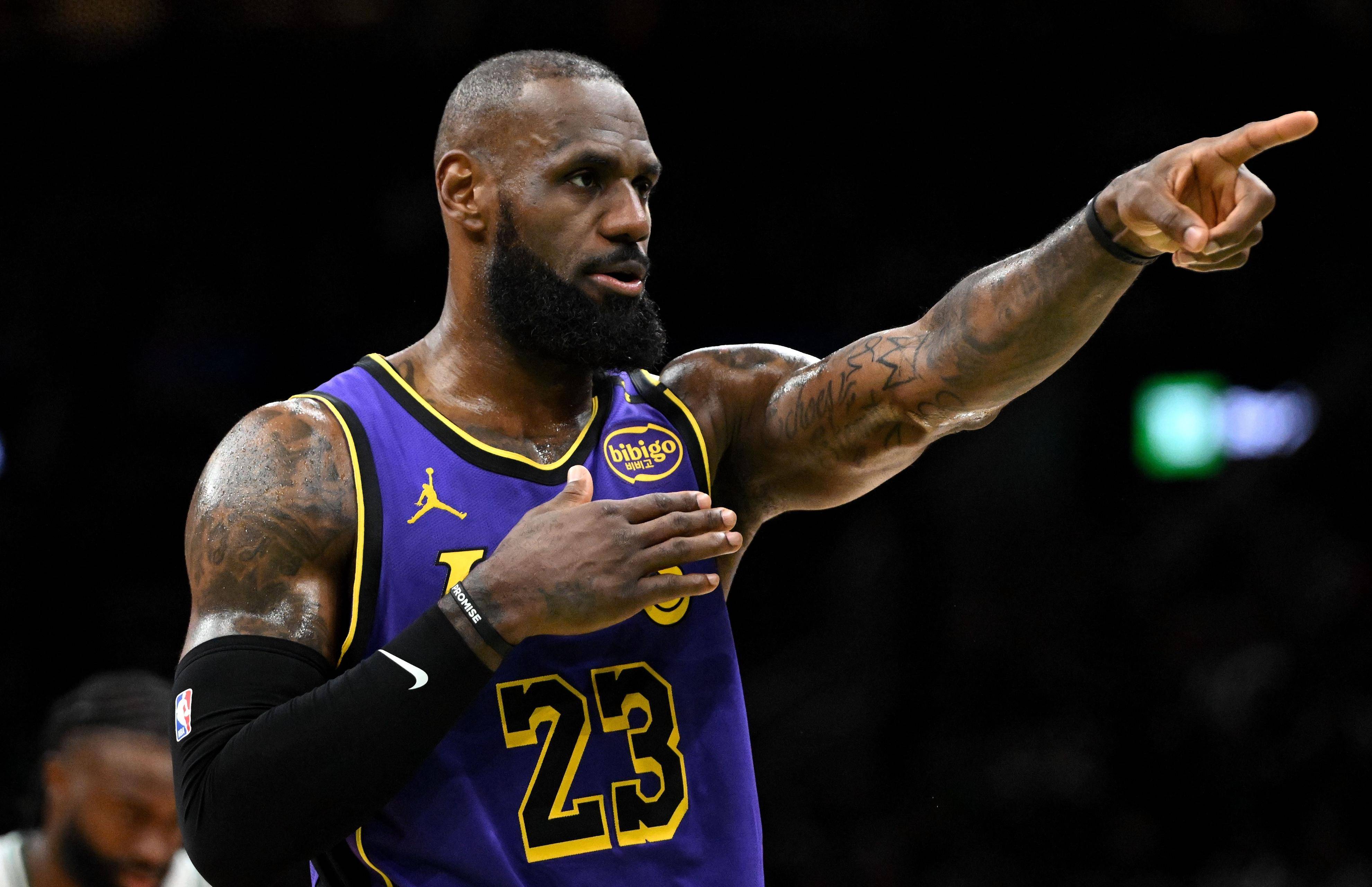 球迷热议：谁将成为本赛季的最佳球员？