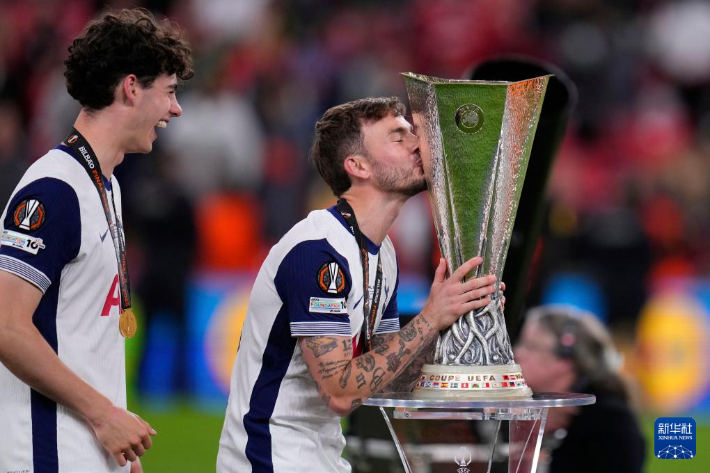 热刺成功逆袭挺进欧冠四强，球队备战下轮比赛的简单介绍