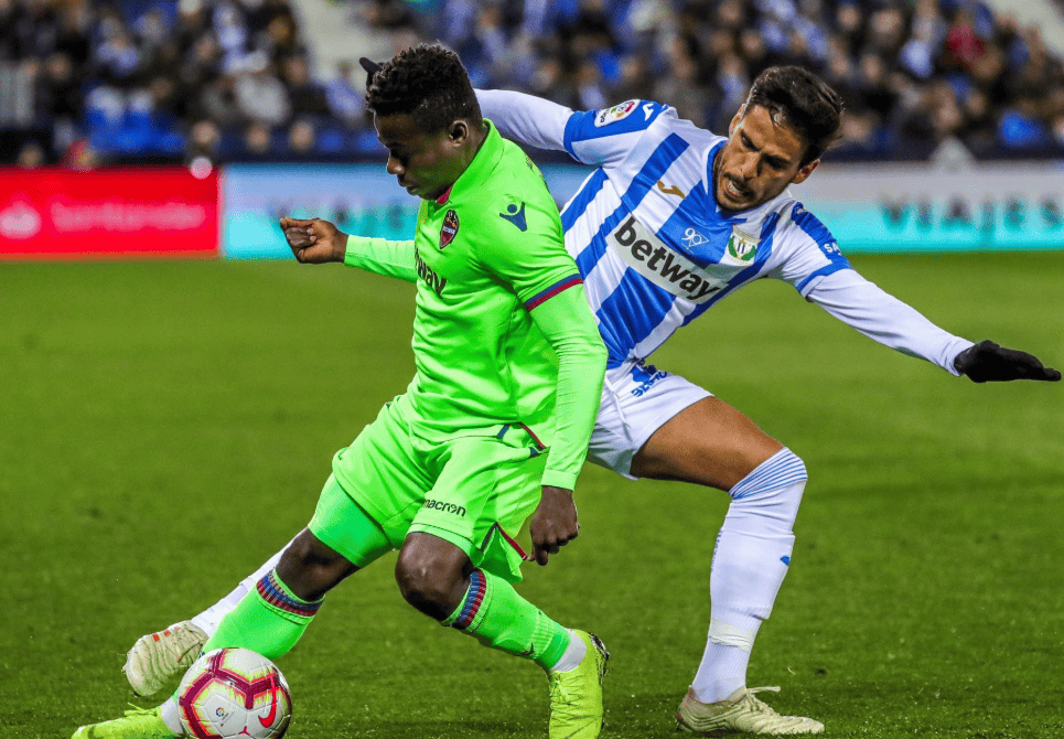 巴伦西亚队实力集中在中场，前途不明朗