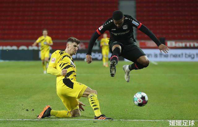 包含沃尔夫斯堡战胜对手，展现强大实力！的词条